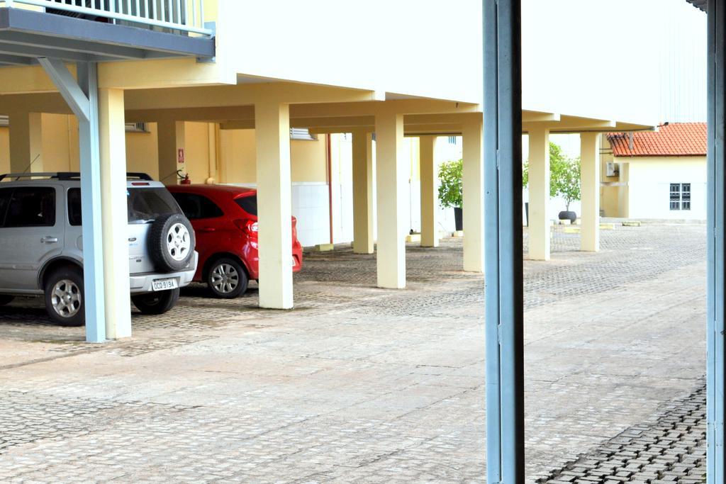 Hotel Executivo Арагуаина Экстерьер фото